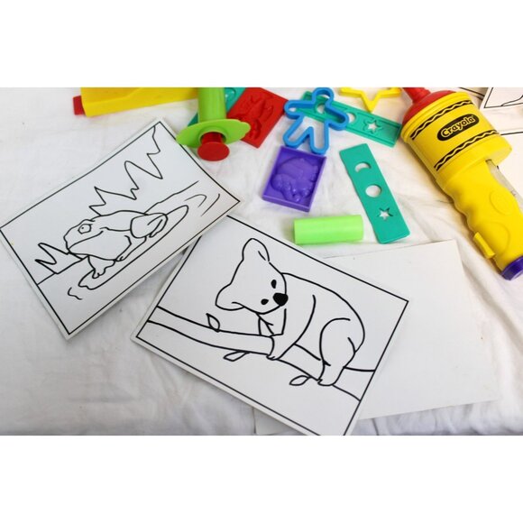 Large Play-Doh Canister 50+ Pcs Crayola Dough Doodler Cutters Molds cans - Picture 15 of 16